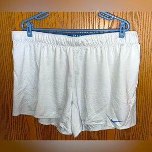 Nike Training Shorts NWT